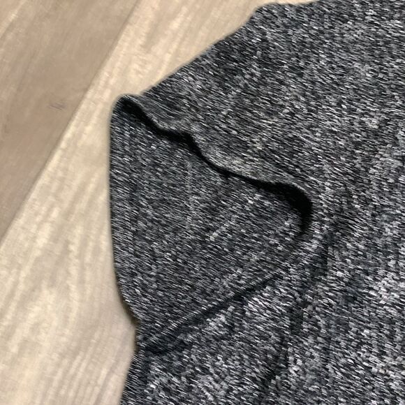 NWOT Chico’s Metallic Silver/Black Turtleneck Pullover Poncho Sweater - Picture 3 of 7